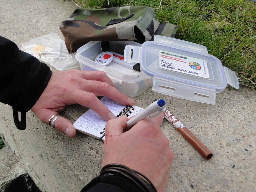 Oldrzychowice Klodzkie罗曼诺卡旅馆别墅 外观 照片